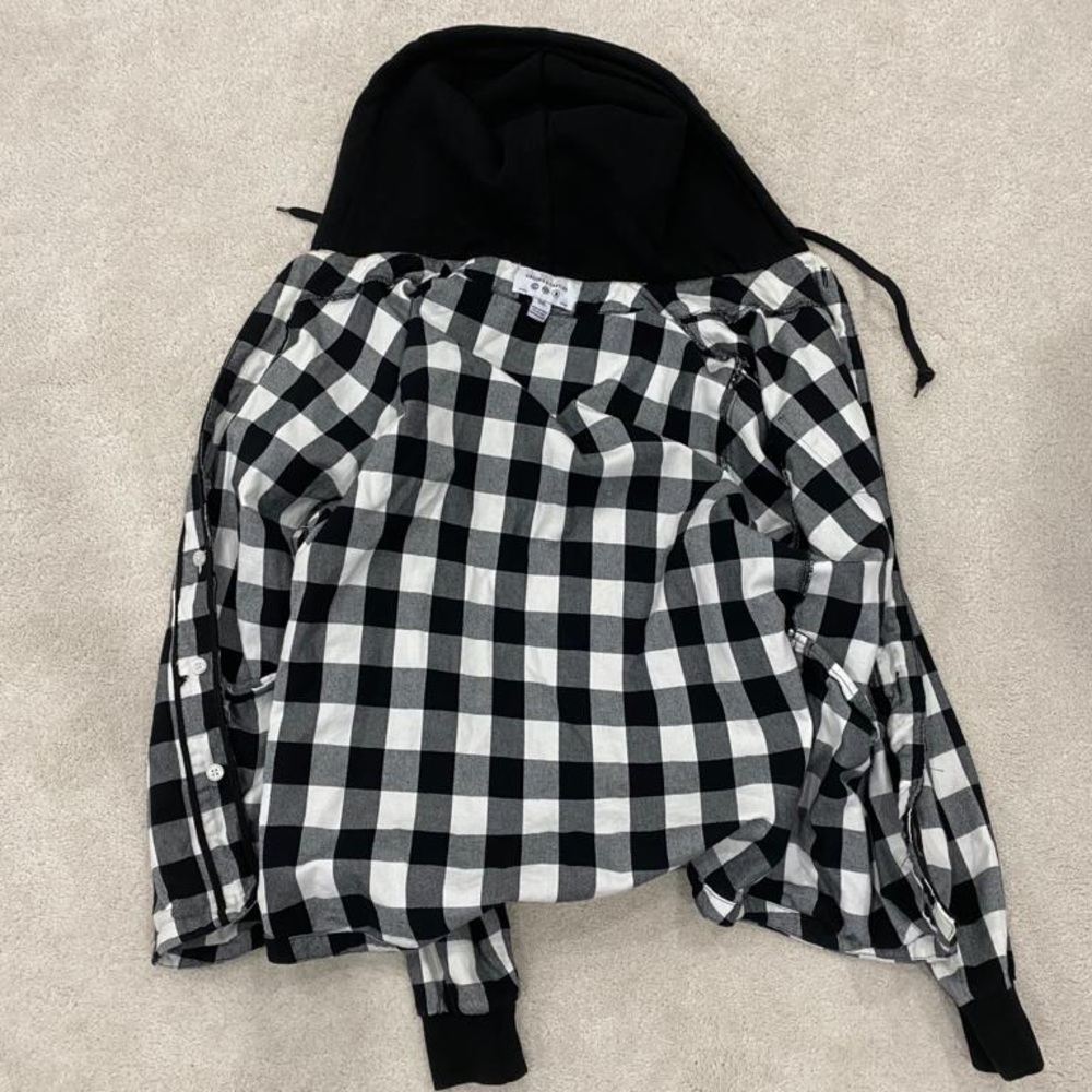 Large Black & White Flannel